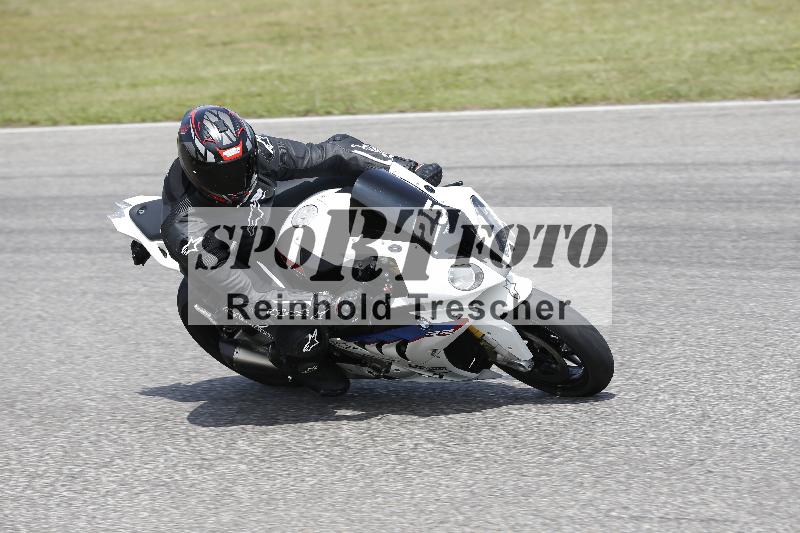 /27 12.06.2025 Ducati Schweiz Trackday Warmup  ADR/blau-bleu/25